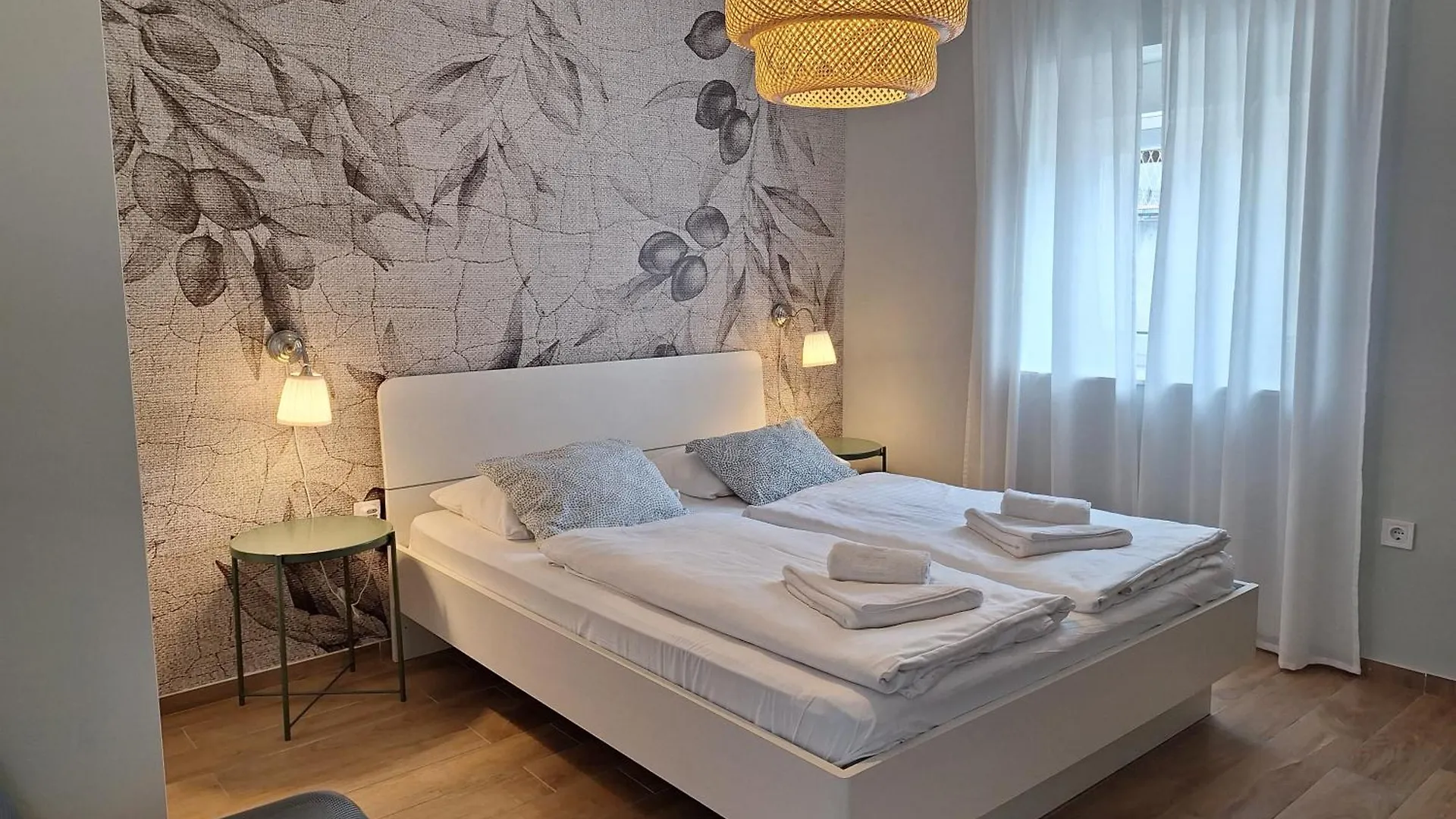 Room Tanja 자다르 0*,